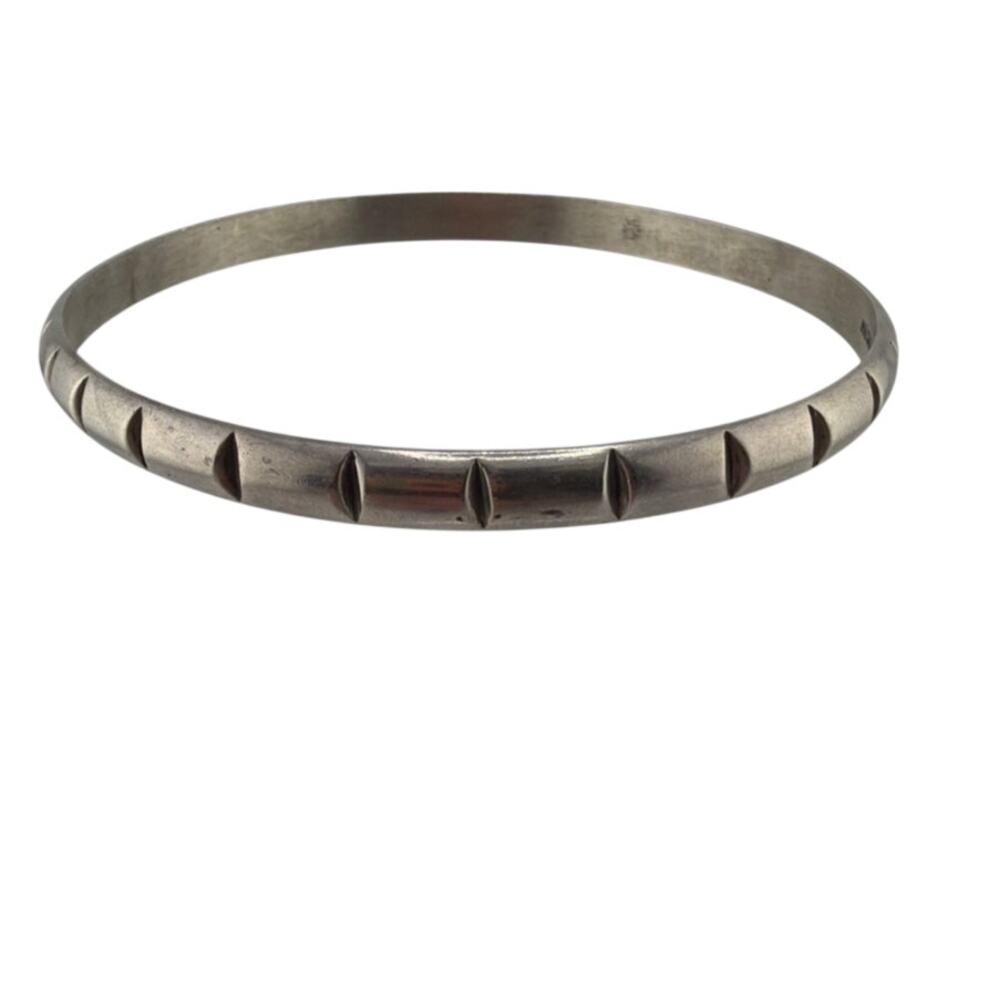 Vintage Mexico Sterling Silver Bangle Bracelet with Triangular Cut Out Pattern